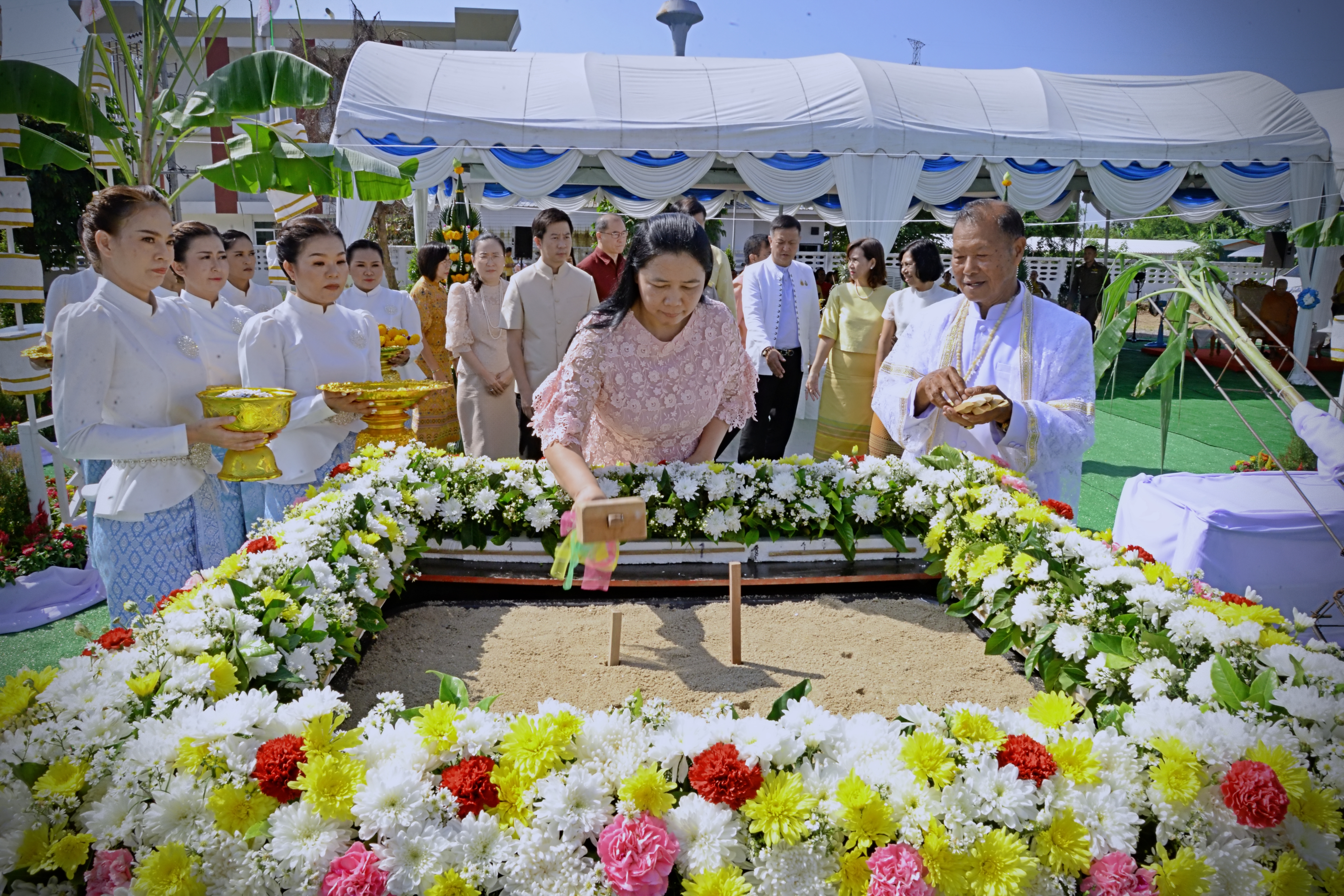 พิธีวางศิลาฤกษ์ อาคารสำนักงานสรรพากรพื้นที่สิงห์บุรีแห่งใหม่