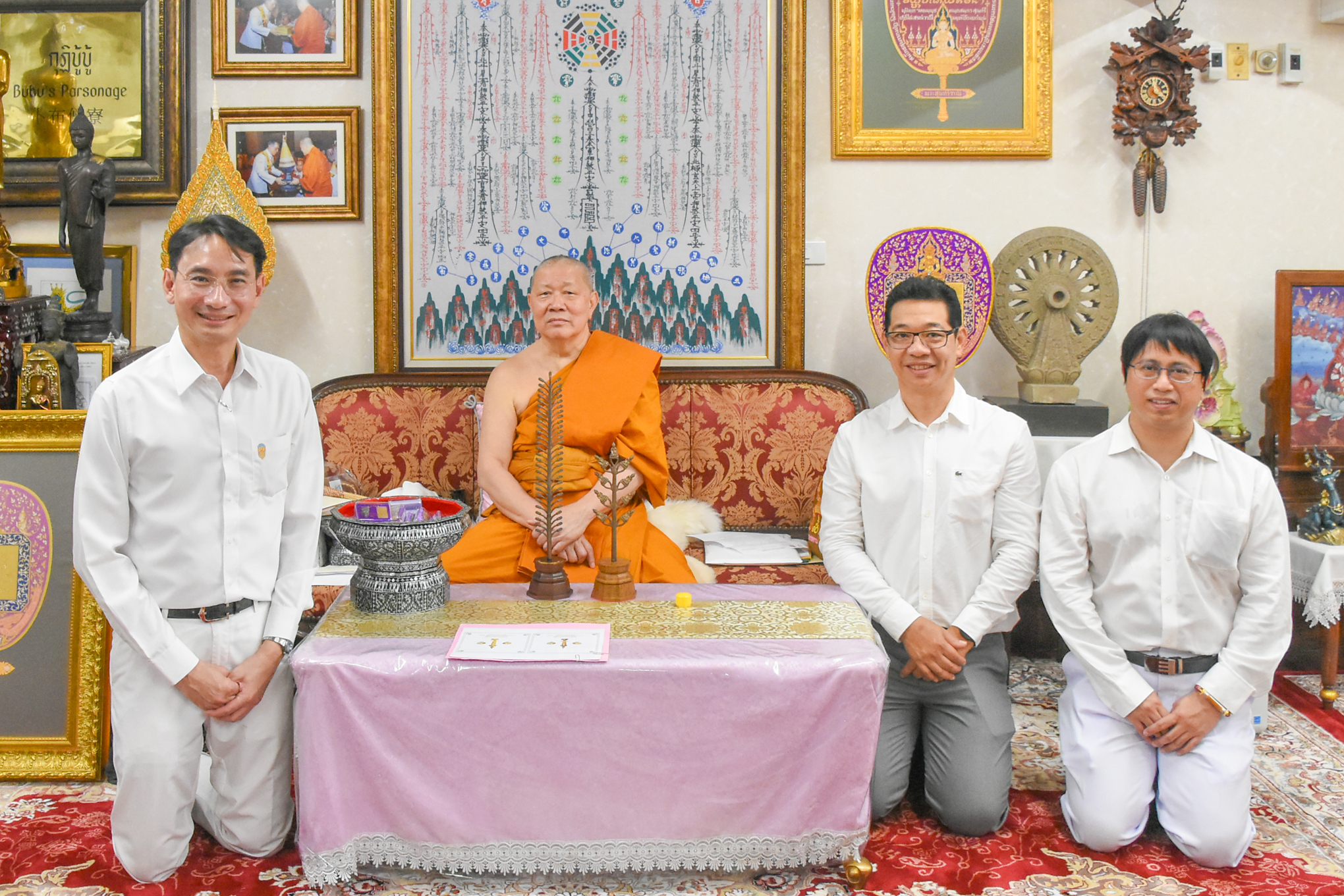 กรมสรรพากรร่วมพิธีเทชนวนเพื่อจัดสร้างพระคลัง ในพระคลังมหาสมบัติ ของกระทรวงการคลัง