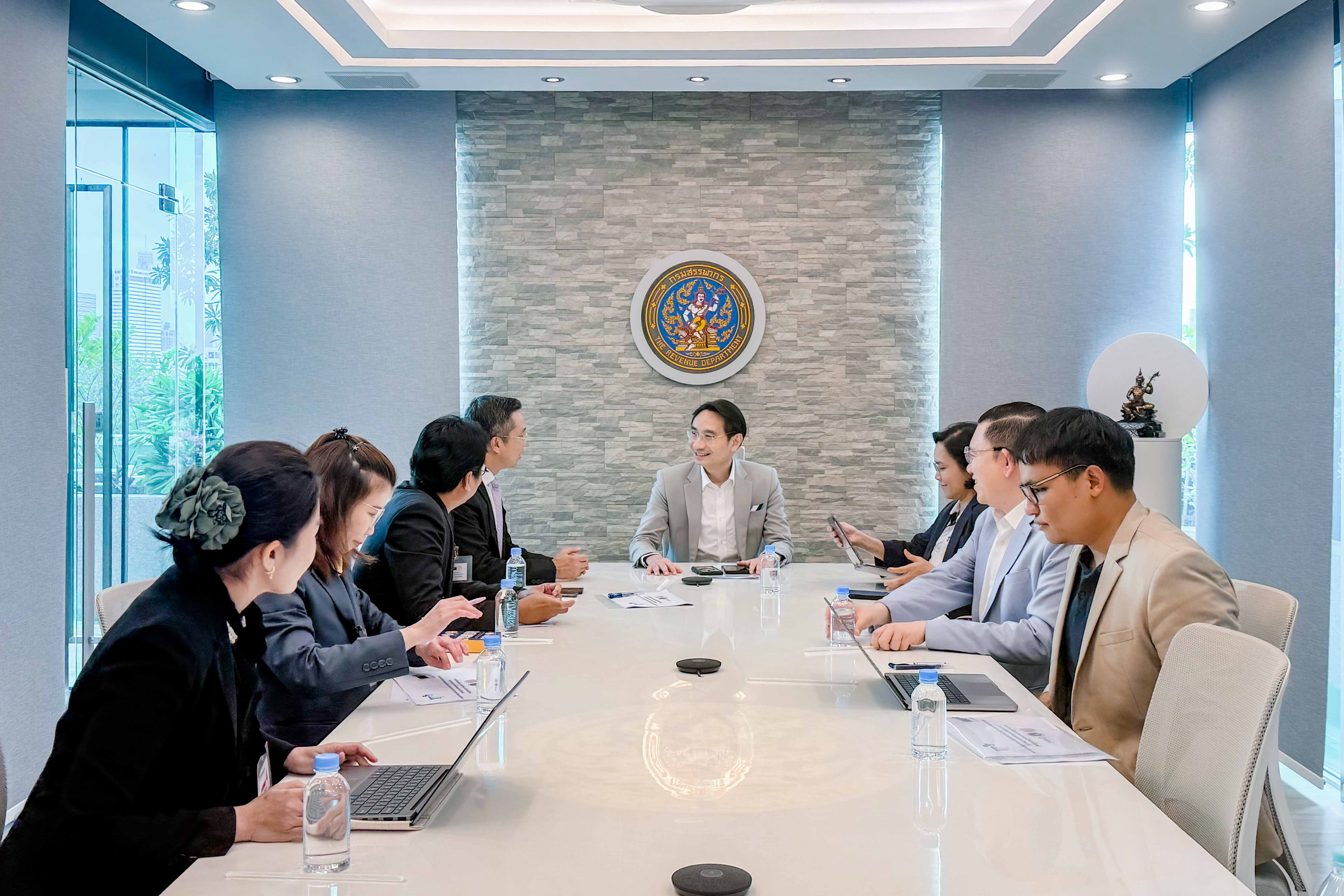 การประชุมหารือการขับเคลื่อนมาตรการและสิทธิประโยชน์ในการพัฒนากำลังคนอย่างเป็นระบบ เพื่อเพิ่มศักยภาพและขีดความสามารถในการแข่งขันของประเทศ