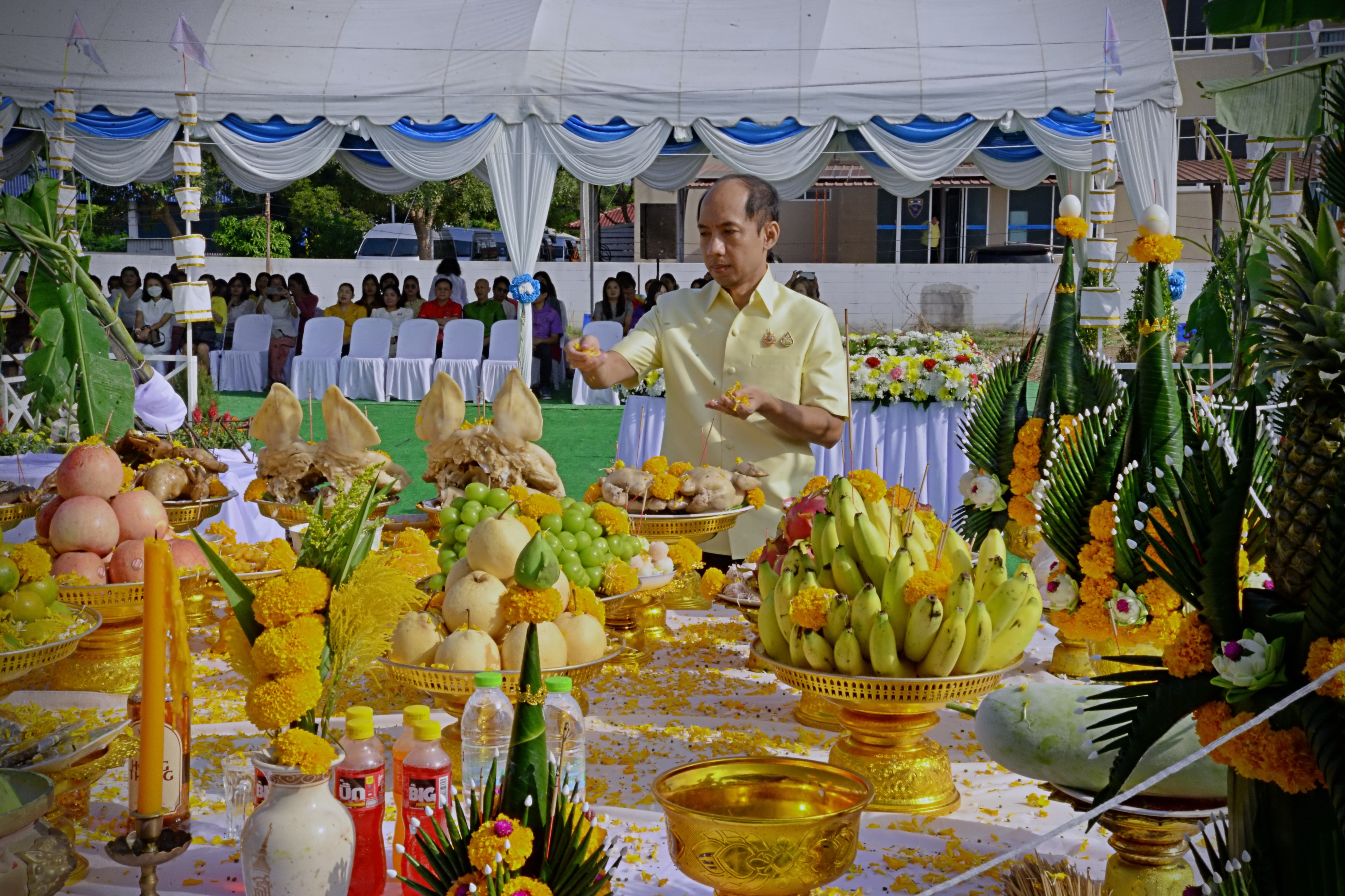 สรรพากรพื้นที่สิงห์บุรีประกอบพิธีวางศิลาฤกษ์ อาคารสำนักงานสรรพากรพื้นที่สิงห์บุรีแห่งใหม่