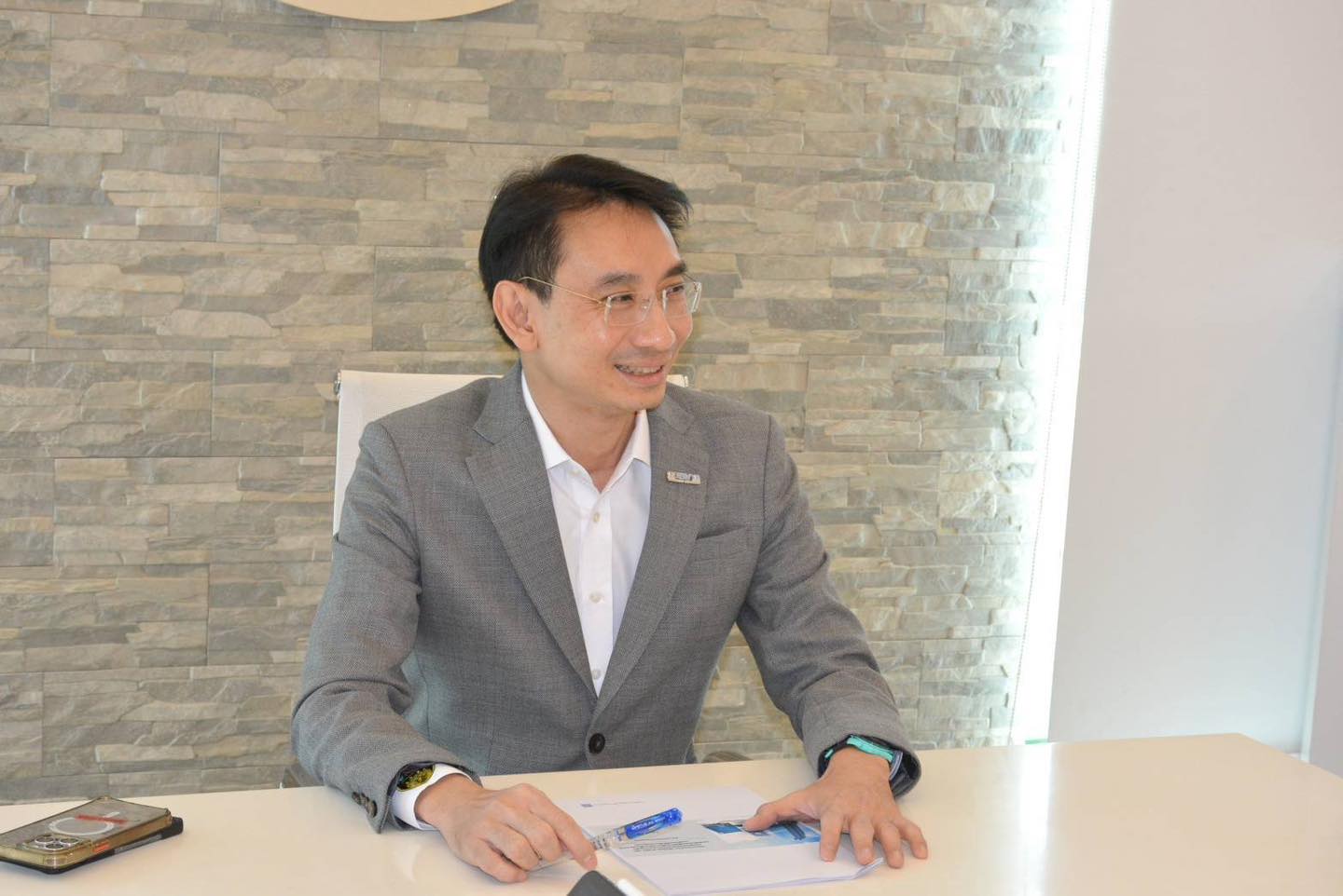  อธิบดีกรมสรรพากรให้สัมภาษณ์มูลนิธิสถาบันวิจัยนโยบายเศรษฐกิจการคลัง (สวค.) 