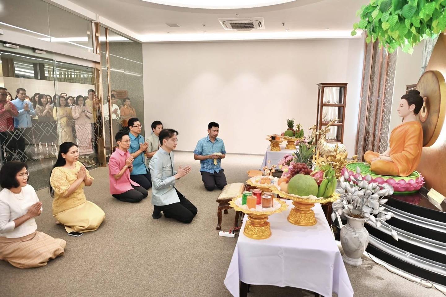 กรมสรรพากรจัดพิธีทำบุญตักบาตร เนื่องในเทศกาลปีใหม่ ประจำปี 2568
