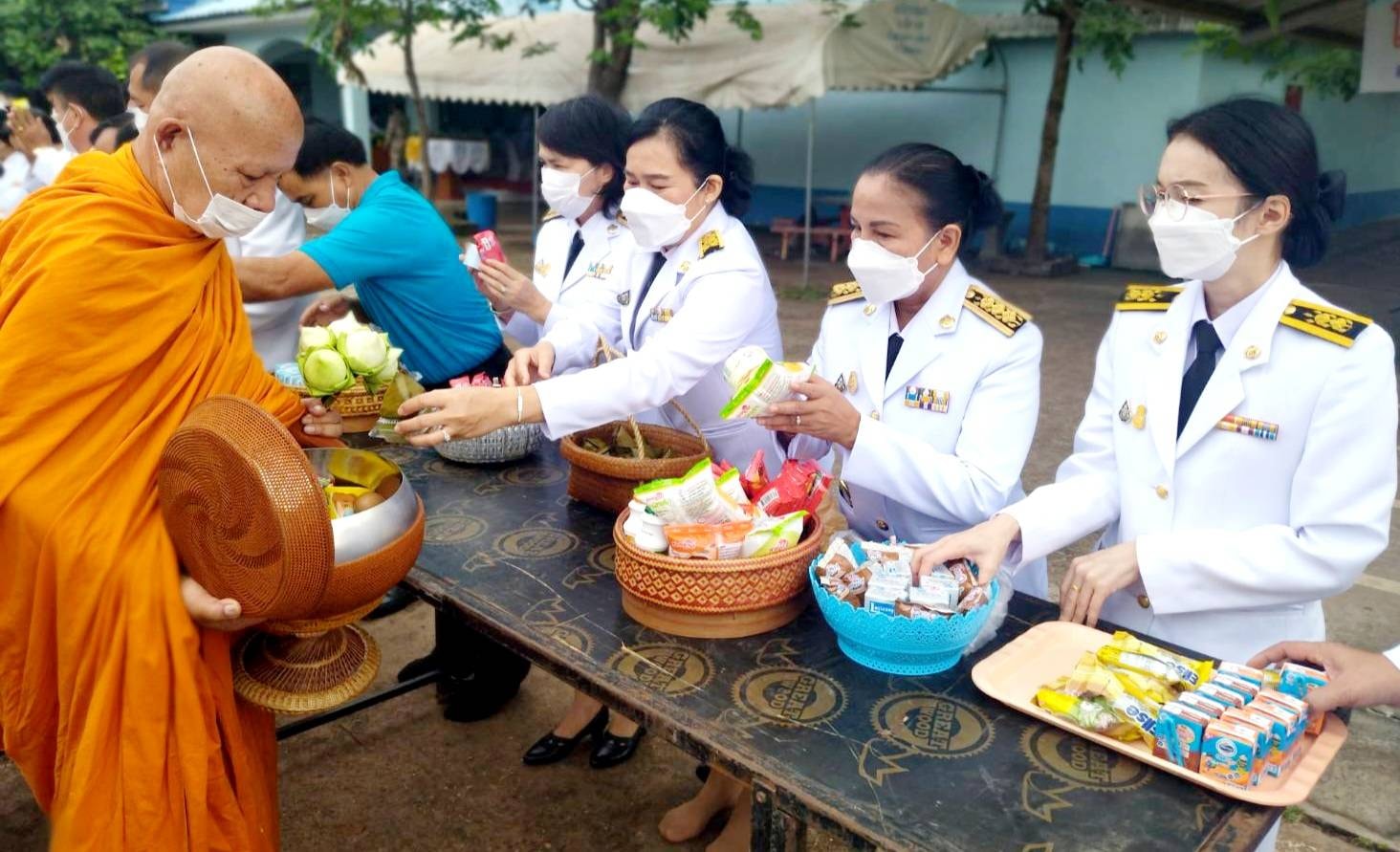 สำนักงานสรรพากรพื้นที่สาขาในสังกัดสำนักงานสรรพากรพื้นที่อุดรธานี ร่วมกิจกรรมเฉลิมพระเกียรติ สมเด็จพระนางเจ้าสิริกิติ์ พระบรมราชินีนาถ พระบรมราชชนนีพันปีหลวง เนื่องในโอกาสมหามงคลวันเฉลิมพระชนมพรรษา 90 พรรษา