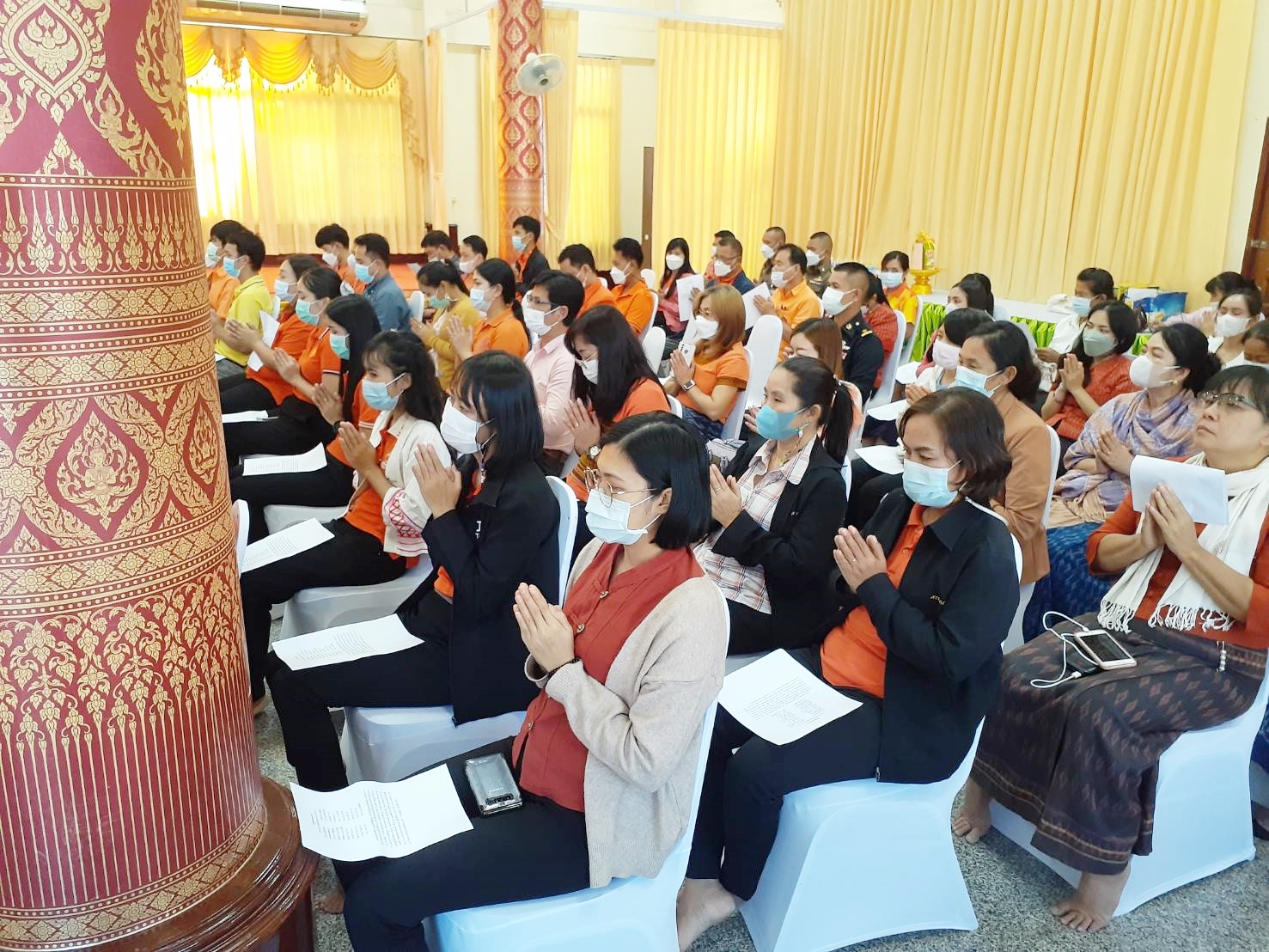 นางสาวลักขณา ต่อพล สรรพากรพื้นที่อุดรธานี มอบหมายให้คณะเจ้าหน้าที่สังกัดส่วนกฎหมายและเร่งรัดภาษีอากรค้าง เข้าร่วมพิธีเจริญพระพุทธมนต์เจริญจิตตภาวนาถวายพระพรชัยมงคลแด่สมเด็จพระเจ้าลูกเธอ เจ้าฟ้าพัชรกิติยาภา นเรนทิราเทพยวดี กรมหลวงราชสาริณีสิริพัชร มหาวัชรร